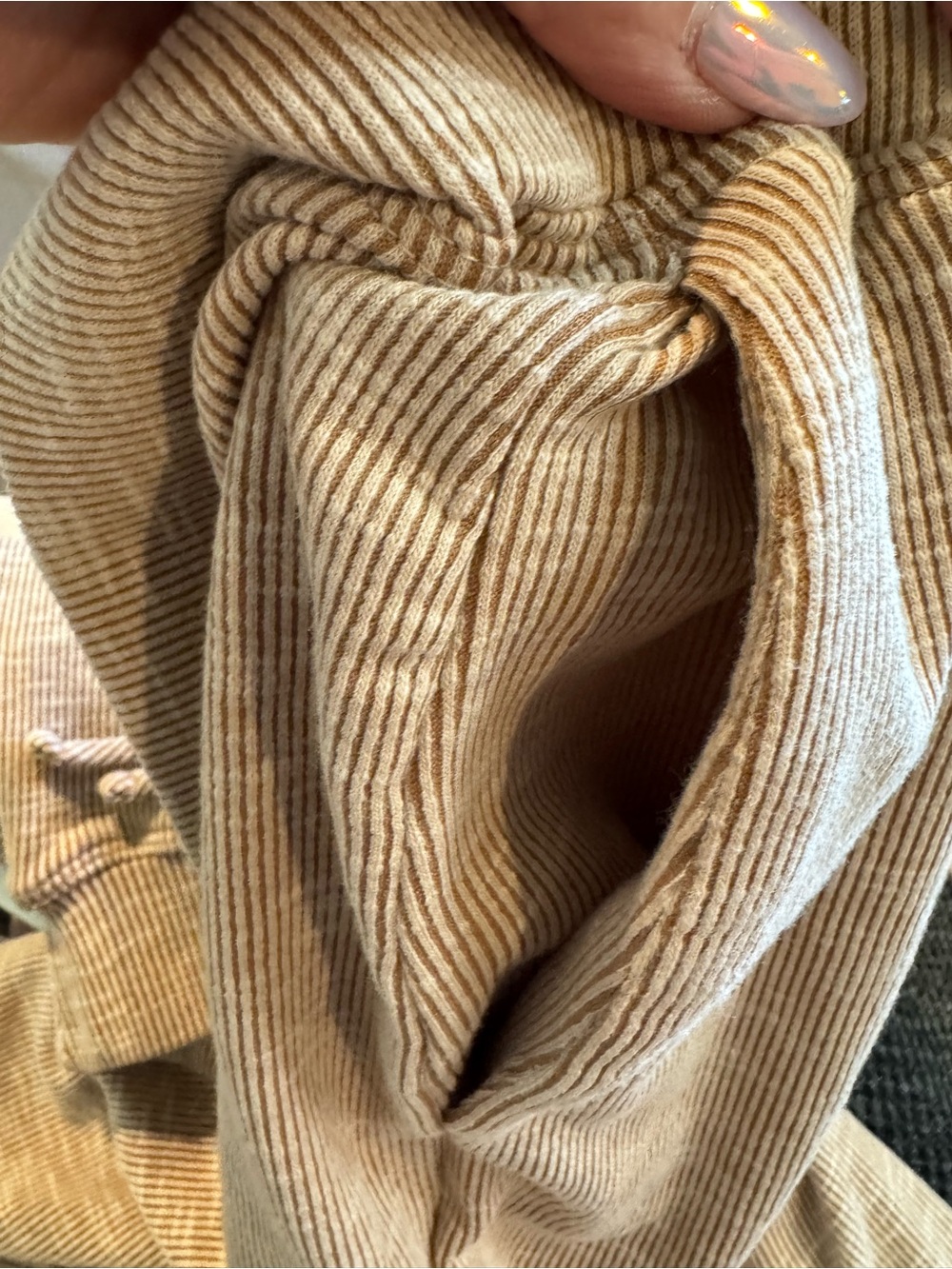 Like Love Cozy Two-Piece Hooded Lounge Set in Heathered Taupe Sz 2X - Picture 8 of 8